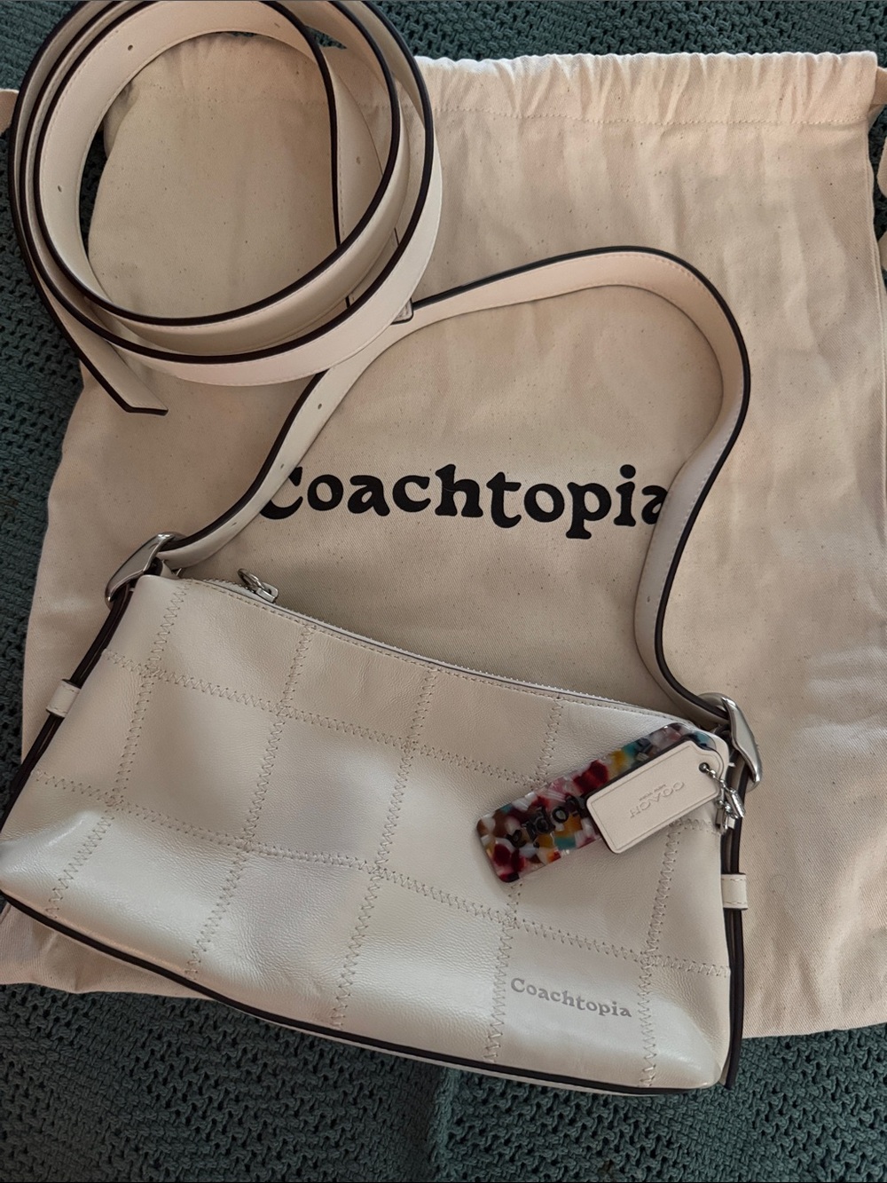 Coachtopia Cream Leather Shoulder Bag with Multicolor Accent
